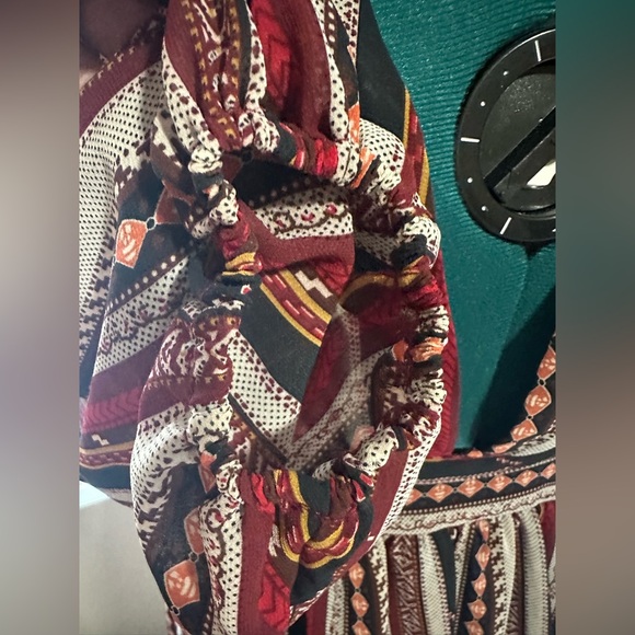 SHEIN Boho Printed Cut-Out Maxi Dress - Picture 6 of 8